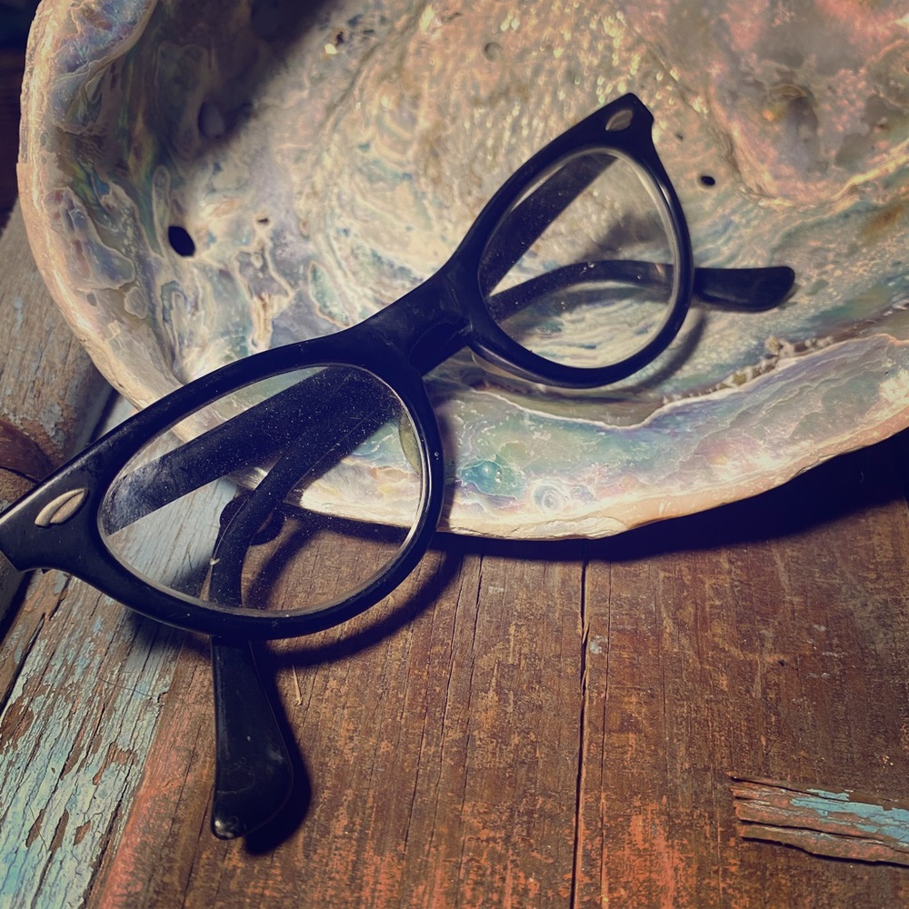 Mid Century Modern Cat’s Eye Glasses